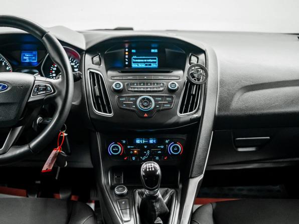 Ford Focus III Рестайлинг с пробегом 2019 года, цена 1 140 000 рублей, 137700 км, хэтчбек, Автокод Объявления