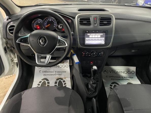 Renault Logan II Рестайлинг с пробегом 2021 года, цена 940 000 рублей, 57153 км, седан, Автокод Объявления