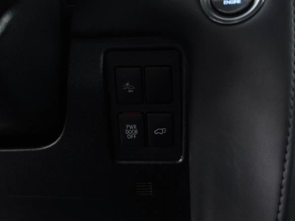 Lexus LX III Рестайлинг 2 с пробегом 2020 года, цена 8 199 077 рублей, 146162 км, внедорожник, Автокод Объявления