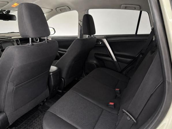 Toyota RAV4 IV (XA40) Рестайлинг с пробегом 2016 года, цена 2 449 000 рублей, 79800 км, внедорожник, Автокод Объявления