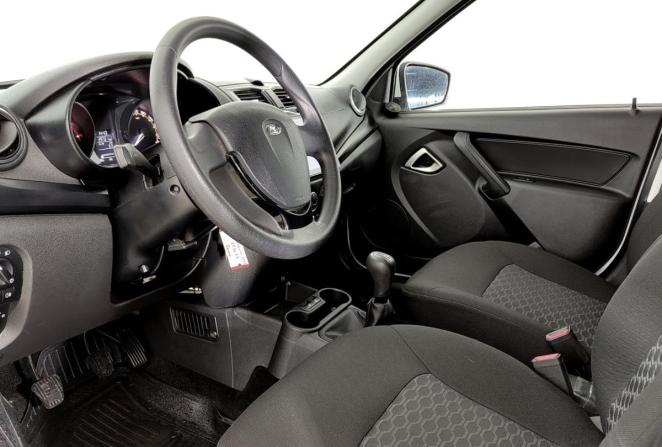 Lada (ВАЗ) Granta I Рестайлинг с пробегом 2024 года, цена 860 000 рублей, 29724 км, лифтбек, Автокод Объявления