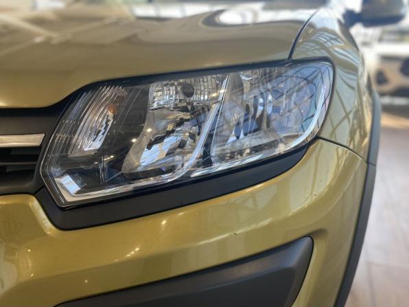 Renault Sandero II с пробегом 2015 года, цена 859 000 рублей, 150265 км, хэтчбек, Автокод Объявления