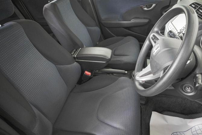 Honda Fit II с пробегом 2009 года, цена 809 000 рублей, 138000 км, хэтчбек, Автокод Объявления