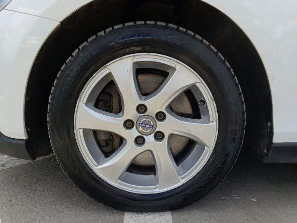 Volvo V40 Cross Country I с пробегом 2014 года, цена 1 699 000 рублей, 237596 км, хэтчбек, Автокод Объявления