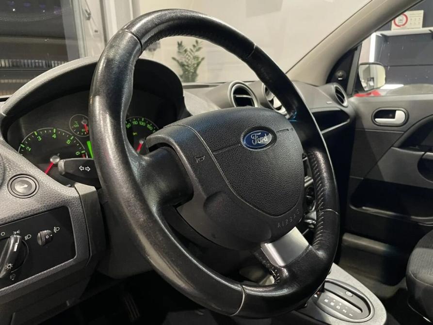Ford Fiesta Mk5 Москва  - изображение 13