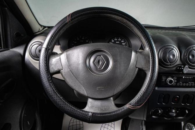 Renault Logan I Рестайлинг с пробегом 2013 года, цена 379 000 рублей, 236230 км, седан, Автокод Объявления