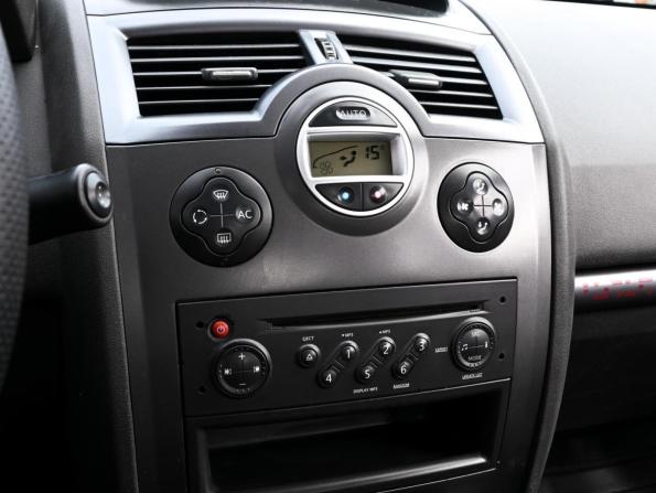Renault Megane II Рестайлинг с пробегом 2007 года, цена 479 000 рублей, 208521 км, седан, Автокод Объявления