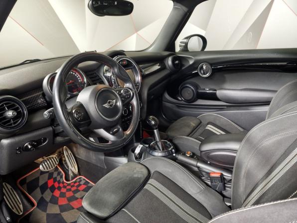 Mini Hatch III (F55/F56) с пробегом 2016 года, цена 2 099 000 рублей, 109694 км, хэтчбек, Автокод Объявления