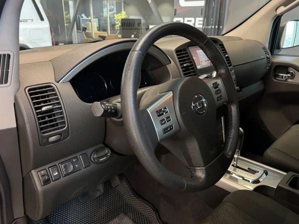 Nissan Pathfinder III Рестайлинг с пробегом 2012 года, цена 1 829 000 рублей, 136835 км, внедорожник, Автокод Объявления