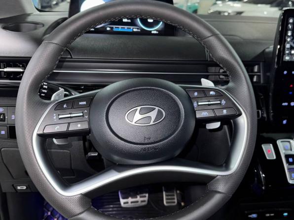 Hyundai Staria I с пробегом 2024 года, цена 8 490 000 рублей, 6430 км, минивэн, Автокод Объявления