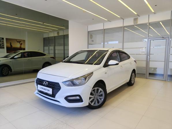 Hyundai Solaris II с пробегом 2017 года, цена 790 000 рублей, 207860 км, седан, Автокод Объявления