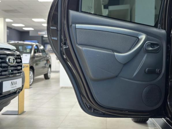 Renault Duster I Рестайлинг с пробегом 2018 года, цена 1 300 000 рублей, 120600 км, внедорожник, Автокод Объявления