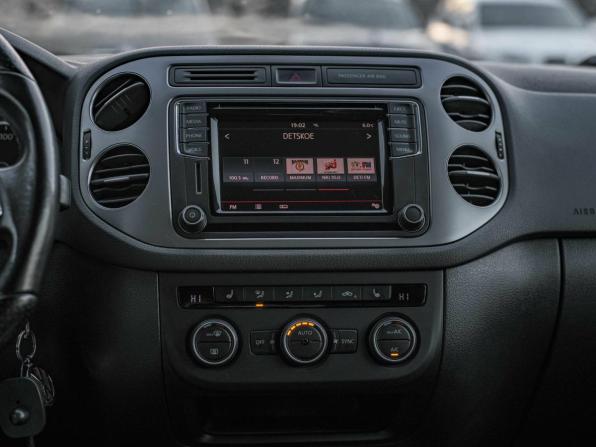 Volkswagen Tiguan I Рестайлинг с пробегом 2016 года, цена 1 511 000 рублей, 171289 км, внедорожник, Автокод Объявления