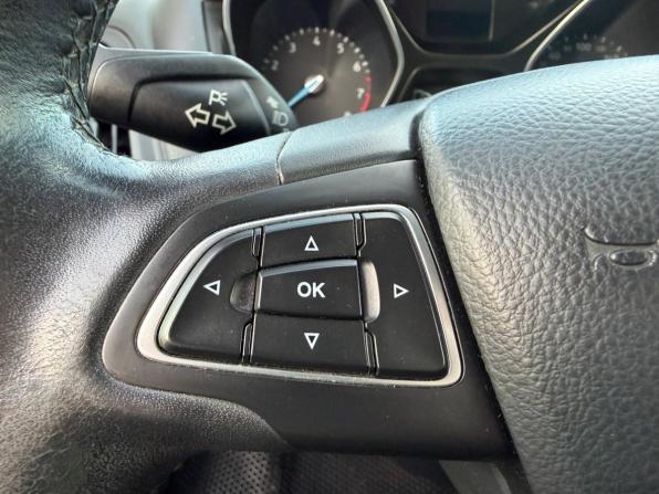 Ford Focus III Рестайлинг с пробегом 2015 года, цена 1 150 000 рублей, 92617 км, хэтчбек, Автокод Объявления