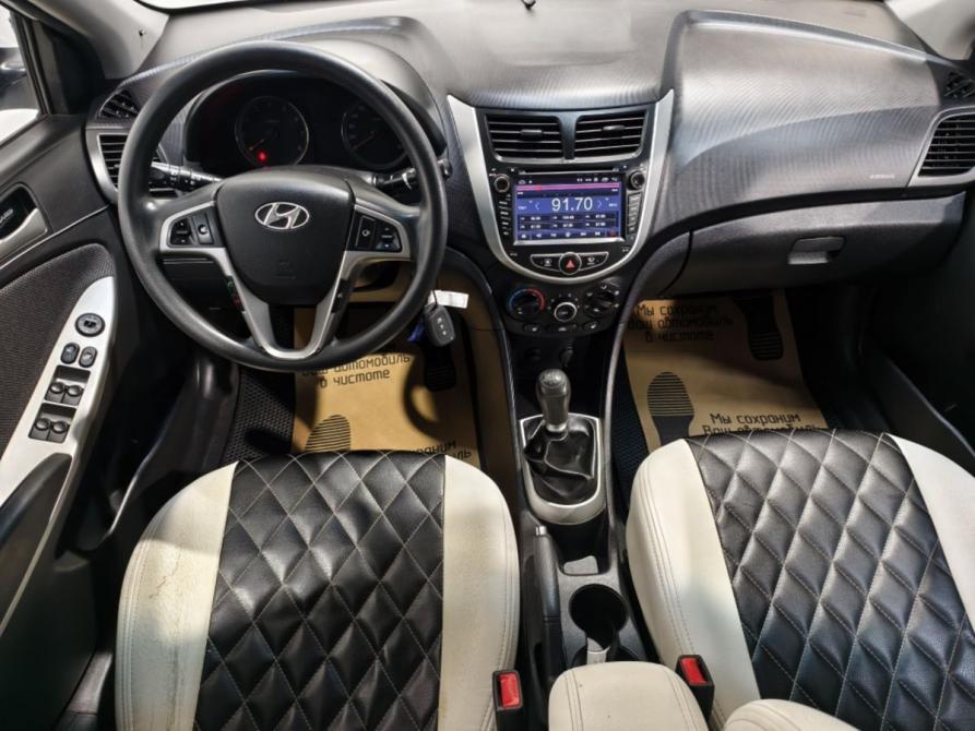 Hyundai Solaris I Курск  - изображение 8