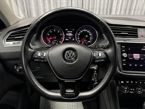 Volkswagen Tiguan II с пробегом 2019 года, цена 2 675 000 рублей, 46968 км, внедорожник, Автокод Объявления