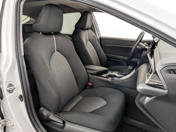 Toyota Camry VIII (XV70) Рестайлинг с пробегом 2021 года, цена 2 625 000 рублей, 70886 км, седан, Автокод Объявления