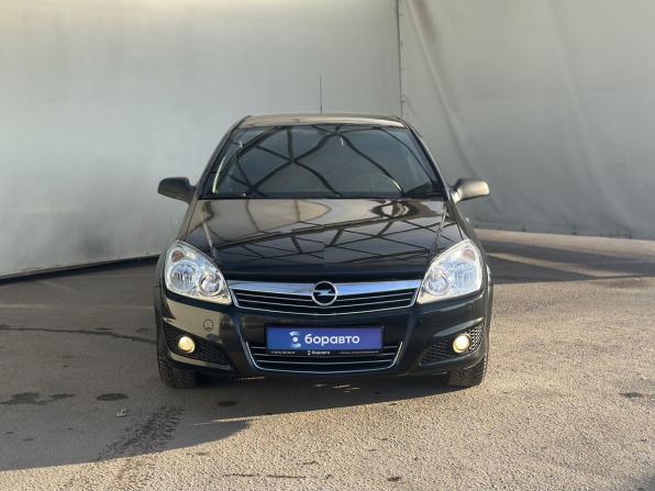 Opel Astra H Рестайлинг с пробегом 2012 года, цена 629 000 рублей, 147200 км, седан, Автокод Объявления