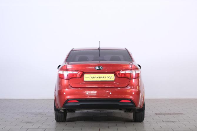 Kia Rio III с пробегом 2013 года, цена 619 000 рублей, 261000 км, хэтчбек, Автокод Объявления