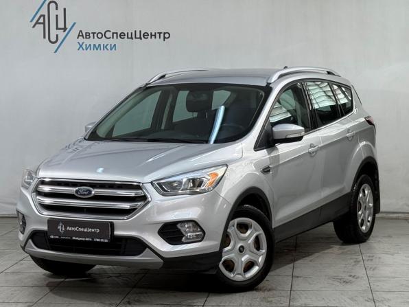 Ford Kuga II Рестайлинг с пробегом 2017 года, цена 1 769 800 рублей, 80000 км, внедорожник, Автокод Объявления