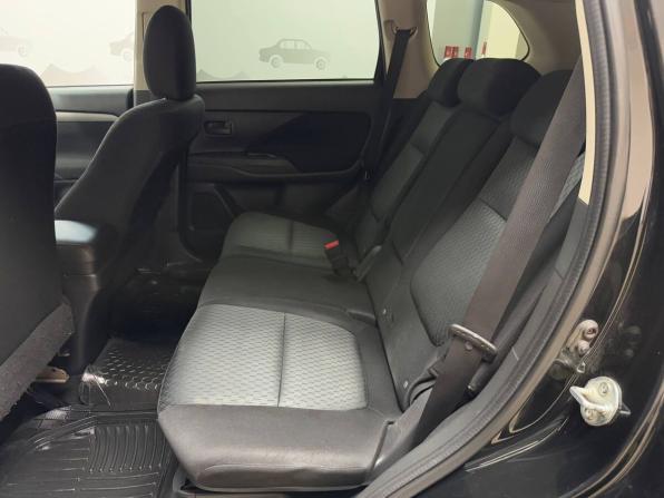 Mitsubishi Outlander III Рестайлинг 2 с пробегом 2015 года, цена 1 804 000 рублей, 88700 км, внедорожник, Автокод Объявления
