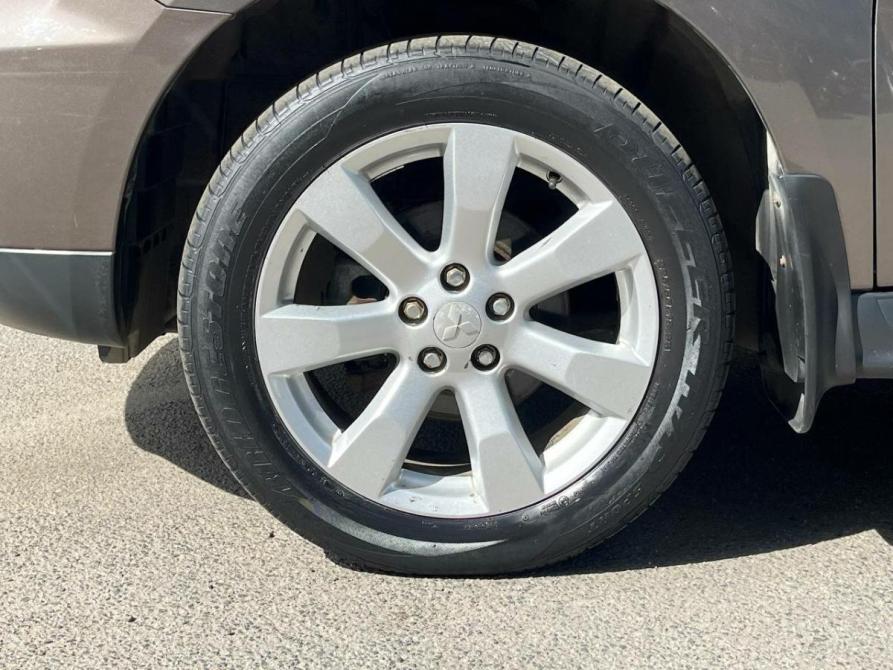 Mitsubishi Outlander II Рестайлинг Санкт-Петербург  - изображение 23