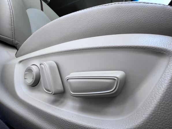 Toyota Camry VIII (XV70) с пробегом 2019 года, цена 2 950 000 рублей, 166707 км, седан, Автокод Объявления