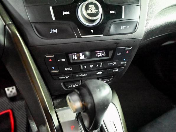 Honda Civic IX с пробегом 2012 года, цена 1 100 000 рублей, 233062 км, хэтчбек, Автокод Объявления