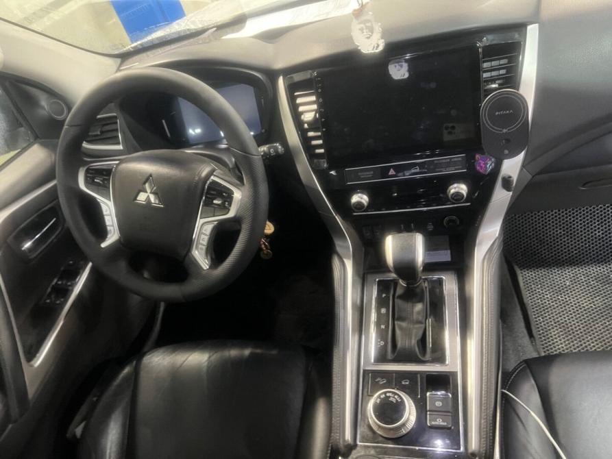 Mitsubishi Pajero Sport III Рестайлинг Санкт-Петербург  - изображение 11