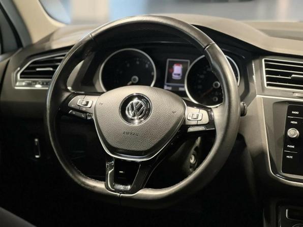 Volkswagen Tiguan II с пробегом 2019 года, цена 2 595 000 рублей, 80722 км, внедорожник, Автокод Объявления