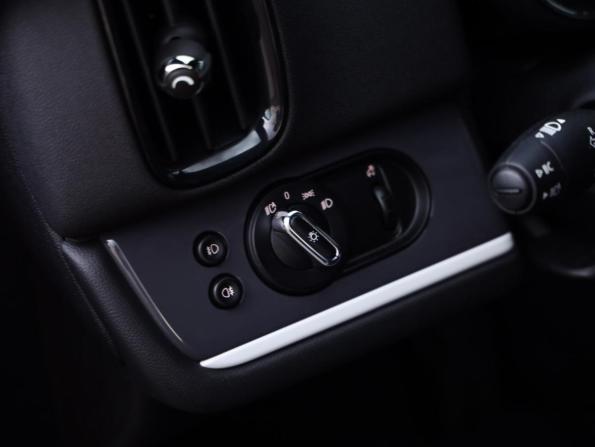 Mini Countryman II с пробегом 2018 года, цена 2 749 000 рублей, 93517 км, внедорожник, Автокод Объявления