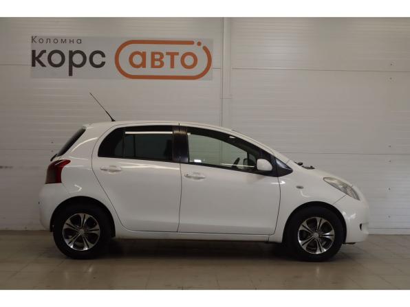 Toyota Yaris I с пробегом 2001 года, цена 213 700 рублей, 262314 км, хэтчбек, Автокод Объявления