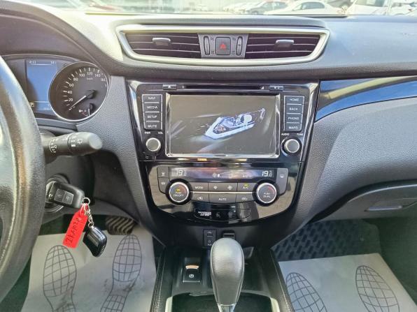 Nissan Qashqai II с пробегом 2018 года, цена 1 994 995 рублей, 81001 км, внедорожник, Автокод Объявления