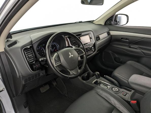 Mitsubishi Outlander III с пробегом 2014 года, цена 2 400 000 рублей, 43000 км, внедорожник, Автокод Объявления