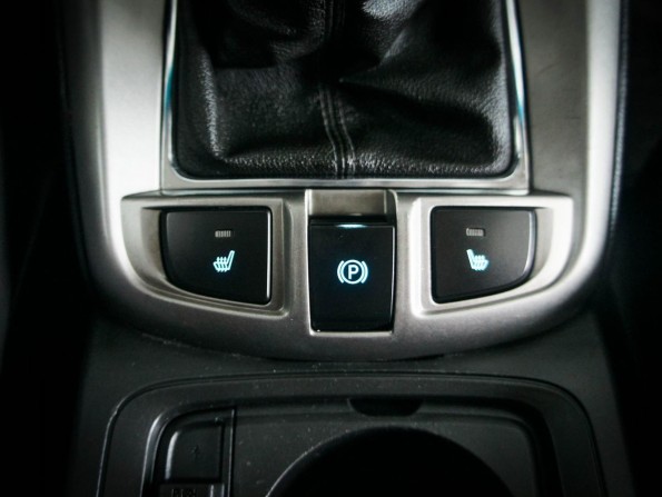 Chevrolet Captiva I Рестайлинг с пробегом 2012 года, цена 1 089 000 рублей, 223000 км, внедорожник, Автокод Объявления