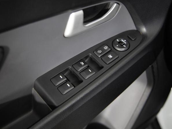 Kia Sportage III с пробегом 2011 года, цена 1 049 000 рублей, 187960 км, внедорожник, Автокод Объявления