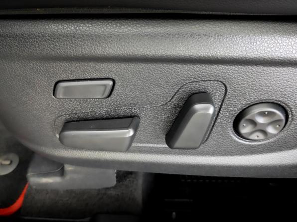 Hyundai Santa Fe IV Рестайлинг с пробегом 2022 года, цена 4 250 000 рублей, 62351 км, внедорожник, Автокод Объявления