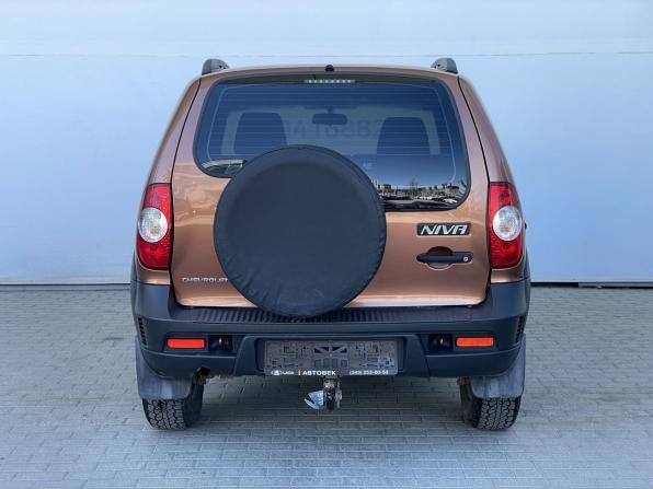 Chevrolet Niva I Рестайлинг с пробегом 2018 года, цена 658 000 рублей, 166413 км, внедорожник, Автокод Объявления