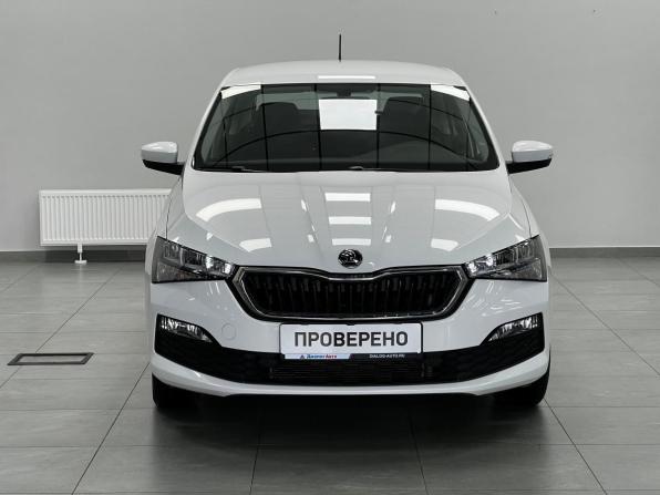 Skoda Rapid II с пробегом 2021 года, цена 1 790 000 рублей, 48297 км, лифтбек, Автокод Объявления