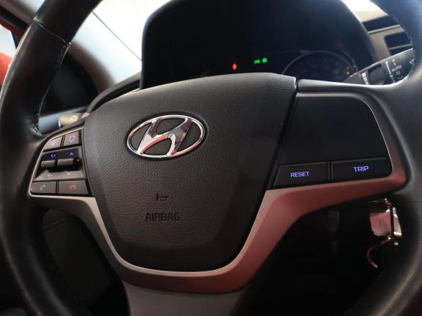 Hyundai Elantra VI (AD) с пробегом 2016 года, цена 1 270 000 рублей, 179711 км, седан, Автокод Объявления
