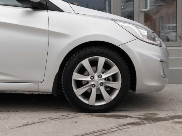 Hyundai Solaris I с пробегом 2013 года, цена 730 000 рублей, 210002 км, седан, Автокод Объявления