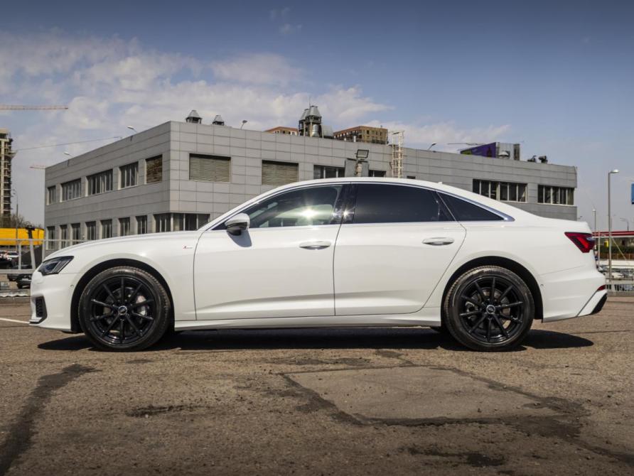 Audi A6 V (C8) Москва  - изображение 12