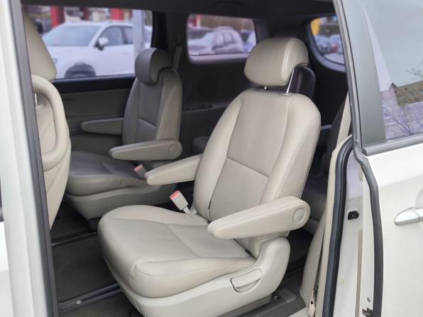 Kia Carnival III с пробегом 2019 года, цена 2 599 000 рублей, 157300 км, минивэн, Автокод Объявления