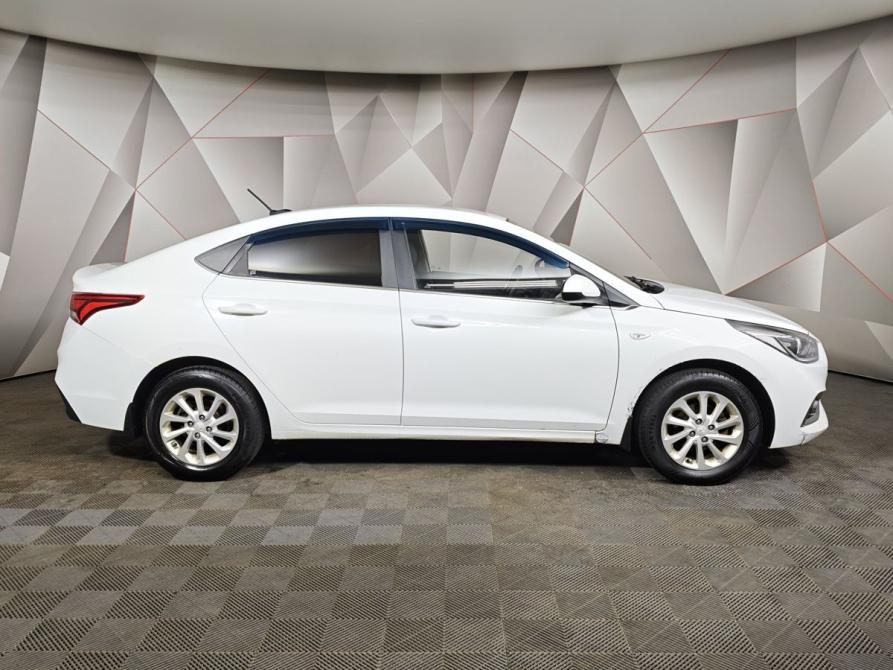 Hyundai Solaris II Москва  - изображение 6