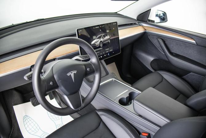 Tesla Model Y I с пробегом 2022 года, цена 4 199 000 рублей, 55300 км, внедорожник, Автокод Объявления