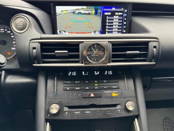 Lexus IS III Рестайлинг с пробегом 2018 года, цена 2 399 000 рублей, 135823 км, седан, Автокод Объявления