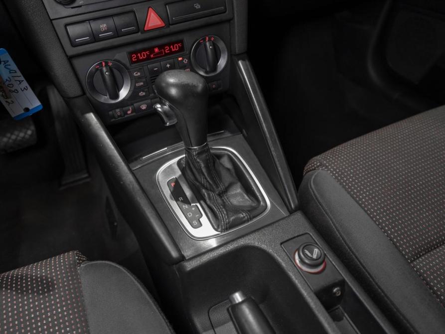 Audi A3 II (8P) Рестайлинг 1 Москва  - изображение 13