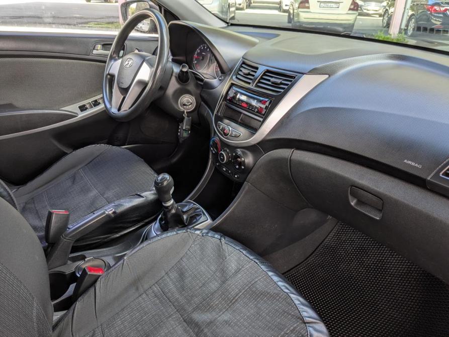 Hyundai Solaris I Екатеринбург  - изображение 12