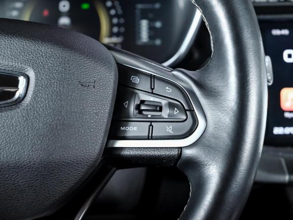 Geely Atlas Pro с пробегом 2024 года, цена 1 570 000 рублей, 115692 км, внедорожник, Автокод Объявления