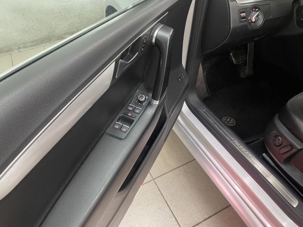 Volkswagen Passat B7 с пробегом 2013 года, цена 1 039 000 рублей, 248901 км, седан, Автокод Объявления